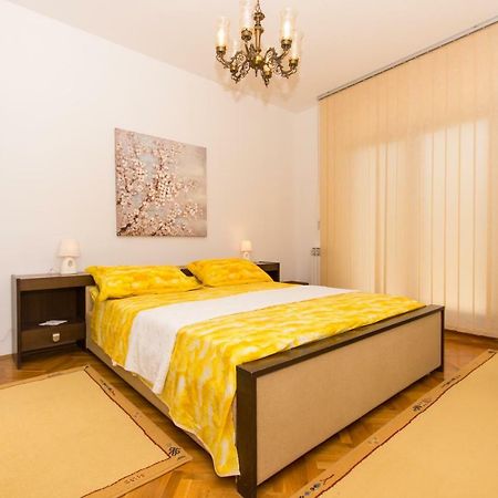 Apartman Mina Трогир Екстериор снимка