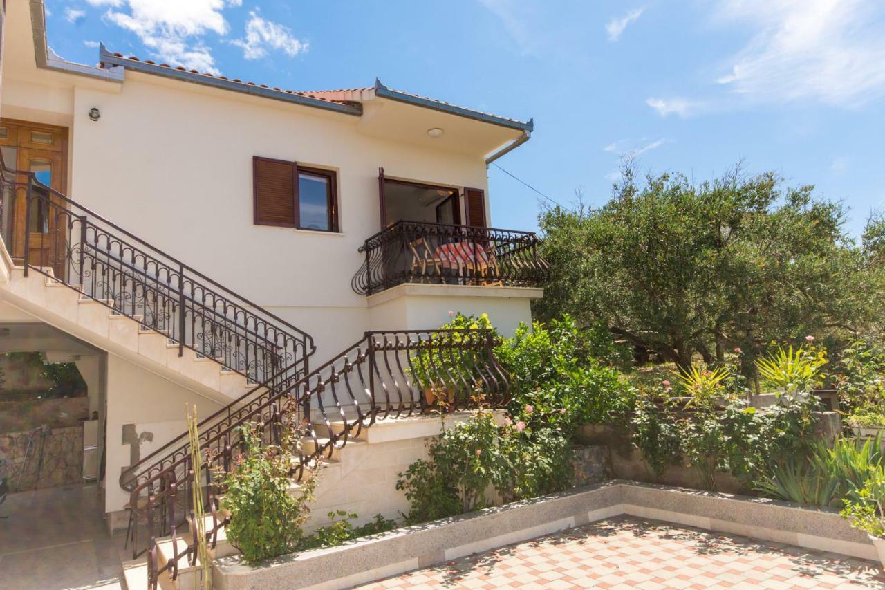 Apartman Mina Трогир Екстериор снимка