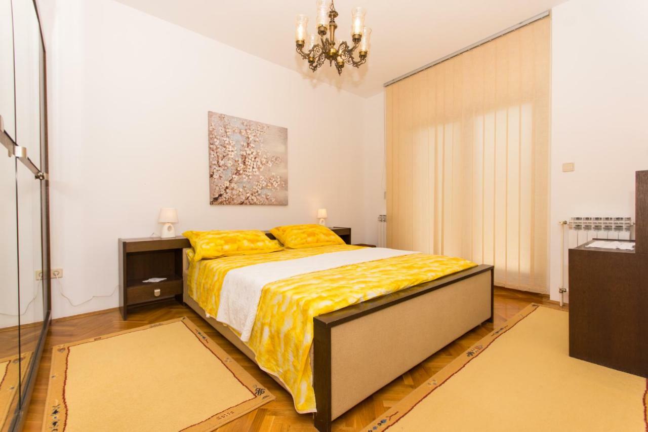 Apartman Mina Трогир Екстериор снимка